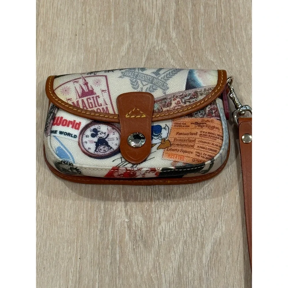 DOONEY & BOURKE Disney Walt Disney World 40th Anniversary WRISTLET Clutch Wallet